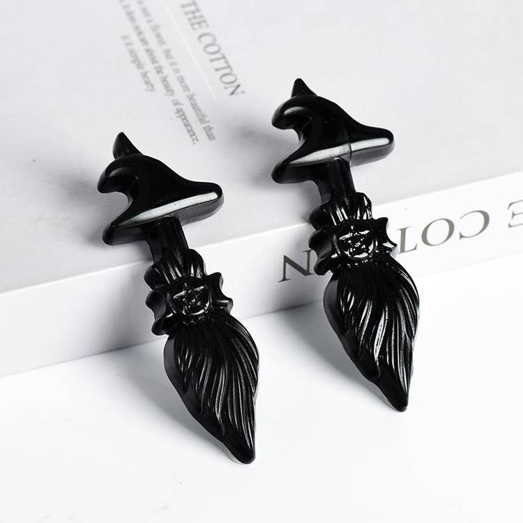 Black Obsidian Stone: Unlock Its Protective Power – Shop Now for Healing Benefits!
