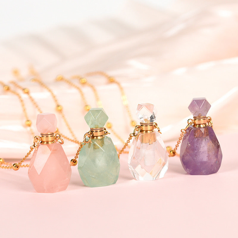 Rose Quartz Perfume Bottle Necklace – Wearable Aromatherapy for Love and Serenity