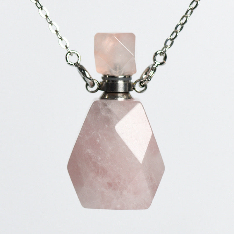 Rose Quartz Perfume Bottle Necklace – Wearable Aromatherapy for Love and Serenity