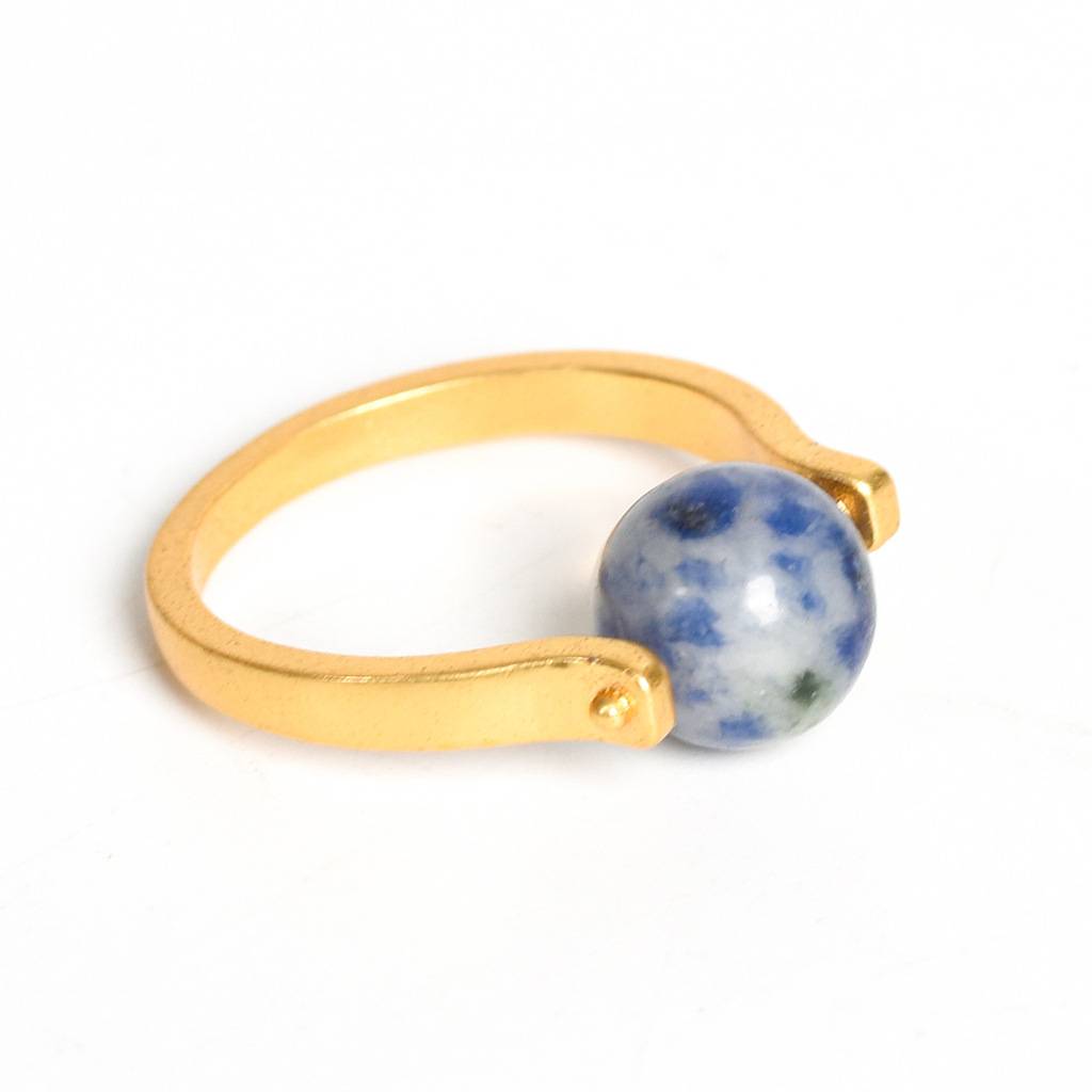 Amethyst Ring: Experience Beauty, Love, and Spiritual Energy – Shop Now!