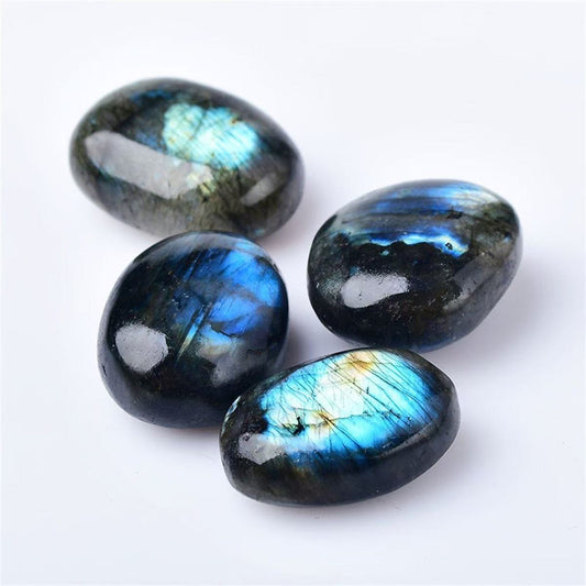 Labradorite stone: Unlock Its Mystical Energy – Shop Now for Beauty and Balance